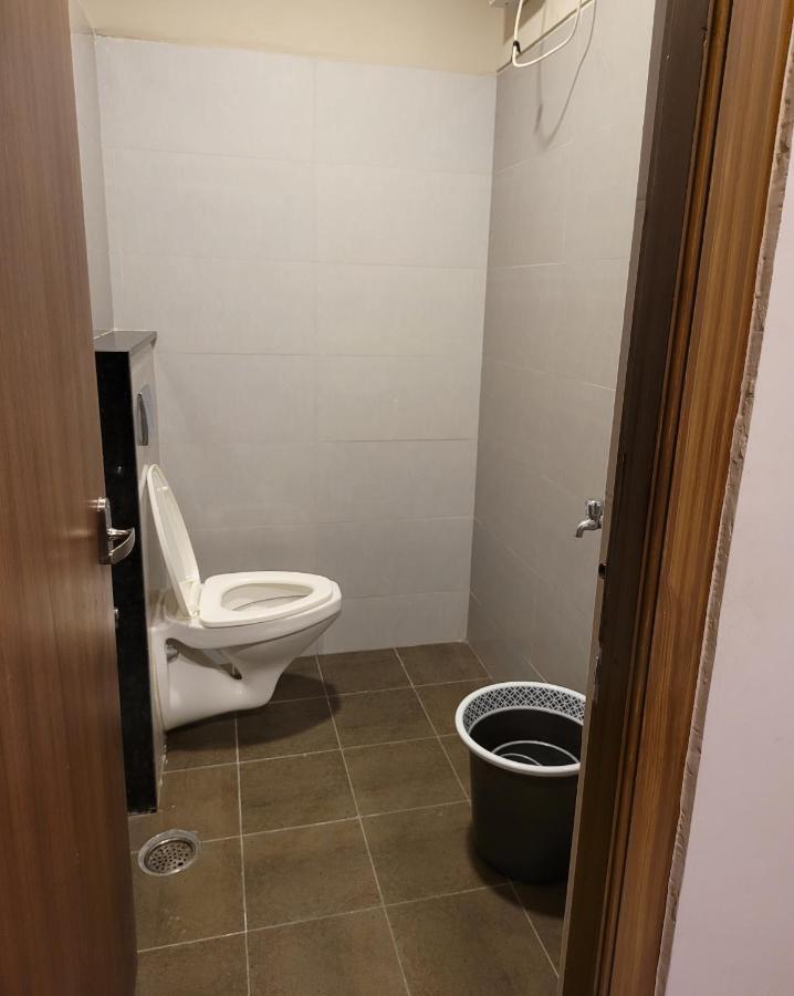 Отель M Square Веллуру Номер фото